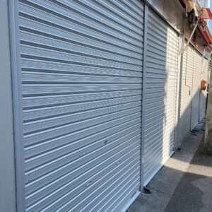 店舗シャッター取替工事！