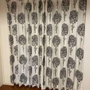 ウィリアム・モリス　デザインのカーテン新調